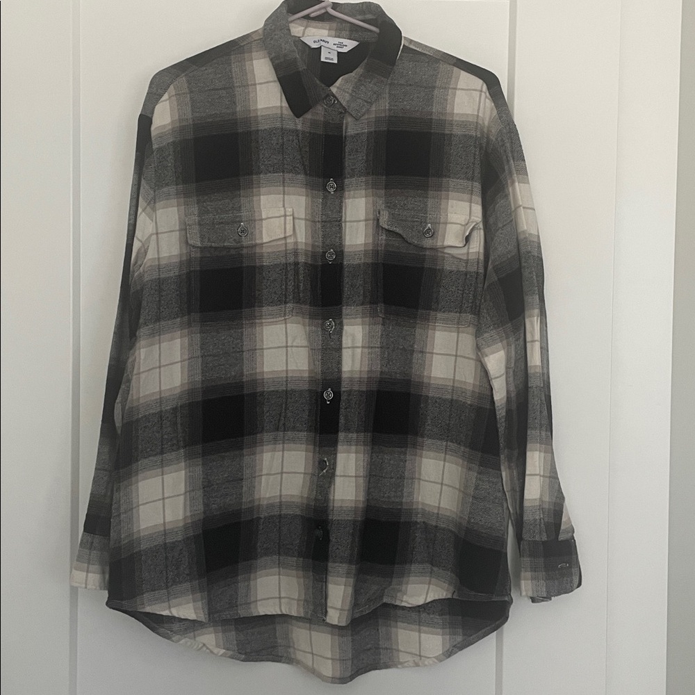 Old Navy Monochrome Plaid Boyfriend Shirt